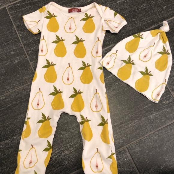 Milkbarn Other - Milkbarn Pear Playsuit and Hat Set